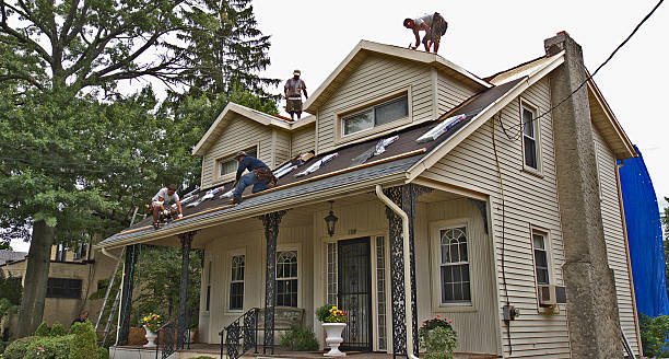 Best Commercial Roofing Services  in Independence, KS
